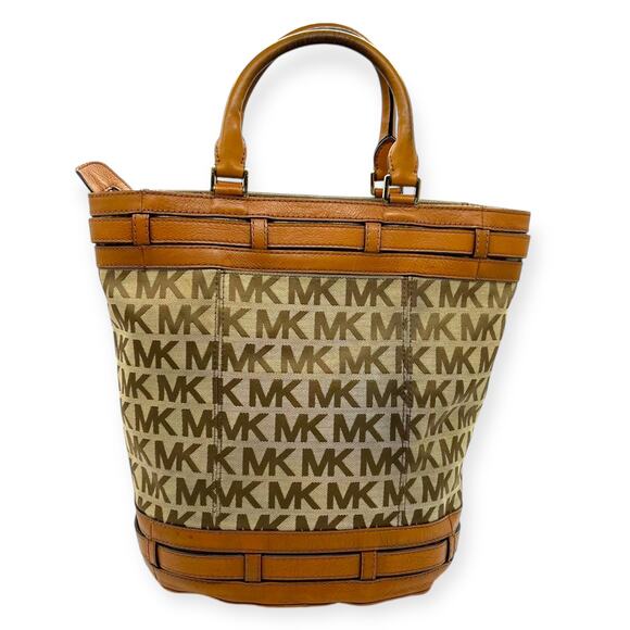 Michael Kors Kingsbury Signature Round Bucket Bag Beige Brown Retired Large - Picture 12 of 15